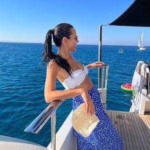 Meet your Posher, Iriabel